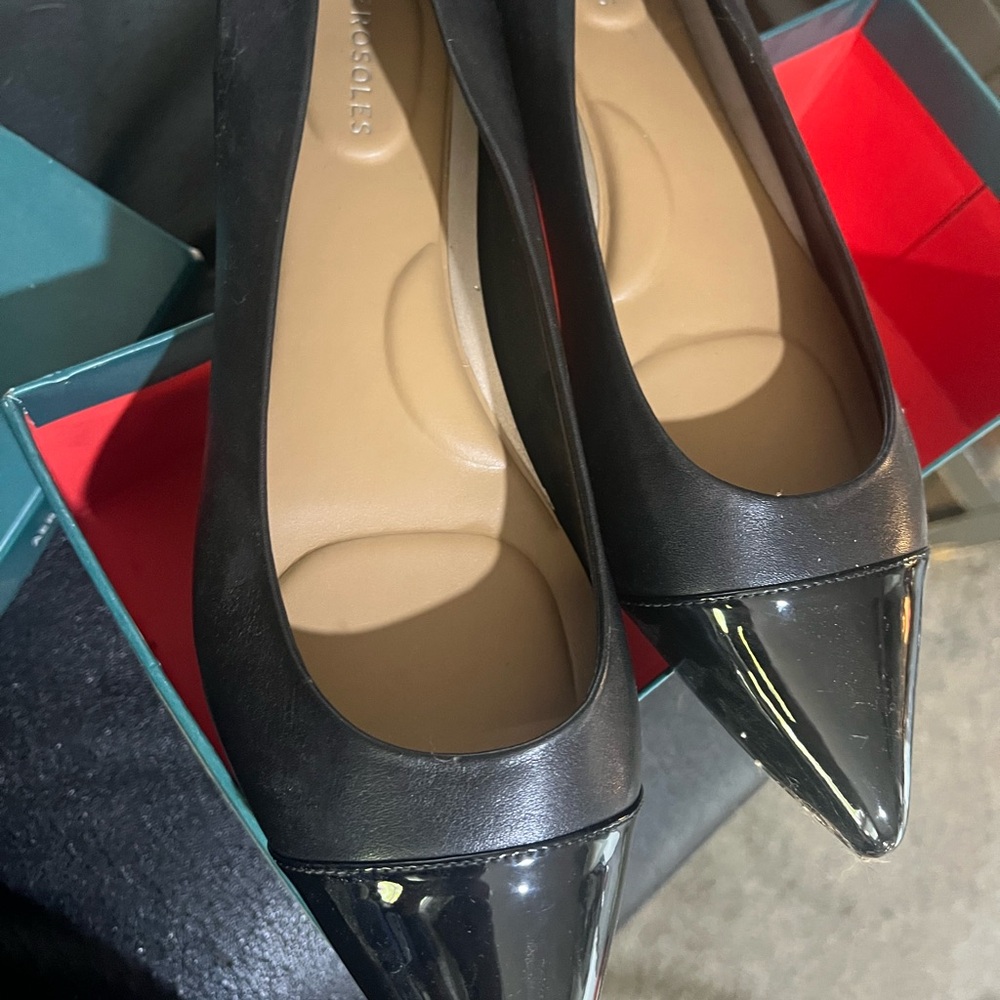 AEROSOLES Black Patent Flats
